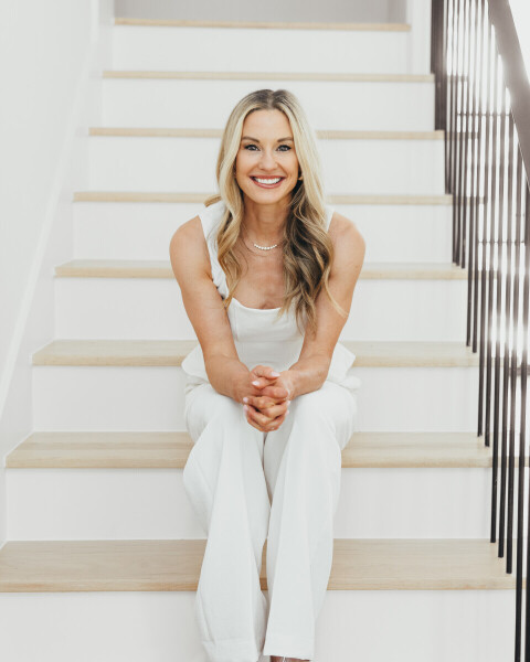 Andrea Reynolds Photo