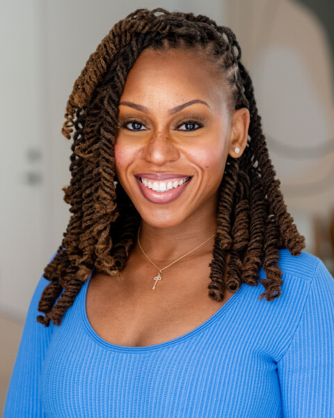 Apryl Sierra Washington Photo