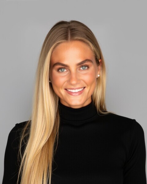 Claire Kumskis Photo