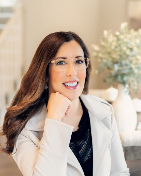 Clara St. Amour Photo