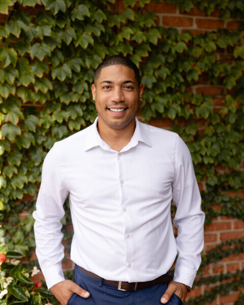 Darryn Von Brundage-Forrest Photo