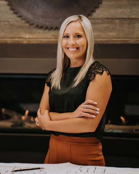 Janelle Ainsworth-Tatti Photo