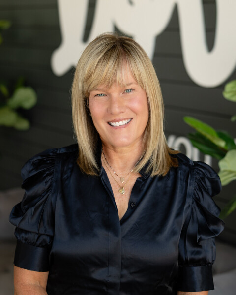 Kari Elliott Photo