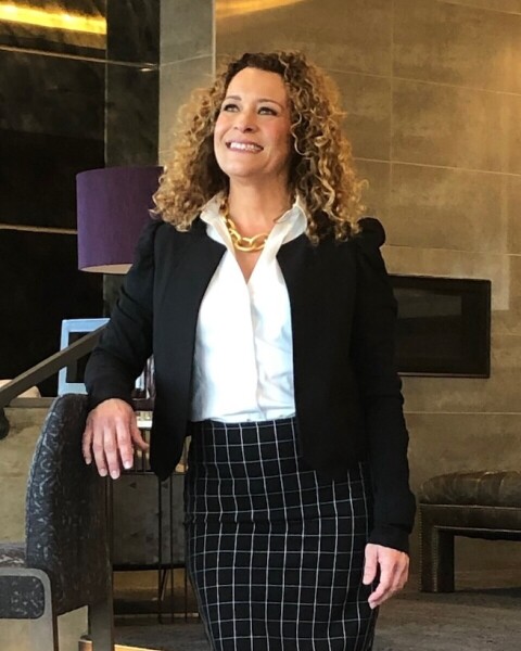 Monica Pizanie Photo