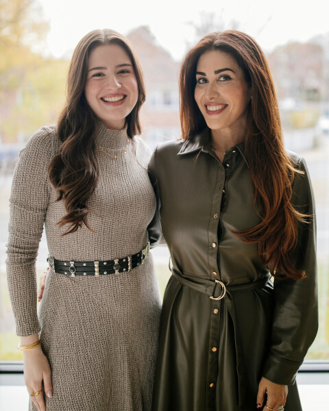 Nikki Nabi Team Photo