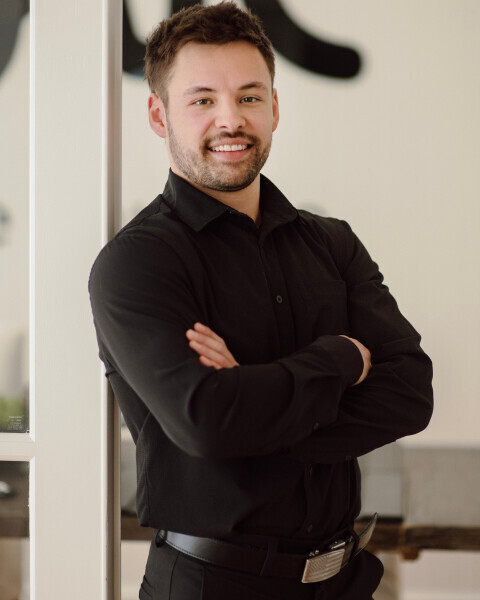 Robert Armstrong Photo