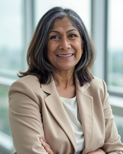 Subashini "Sue" Kulatunga Photo