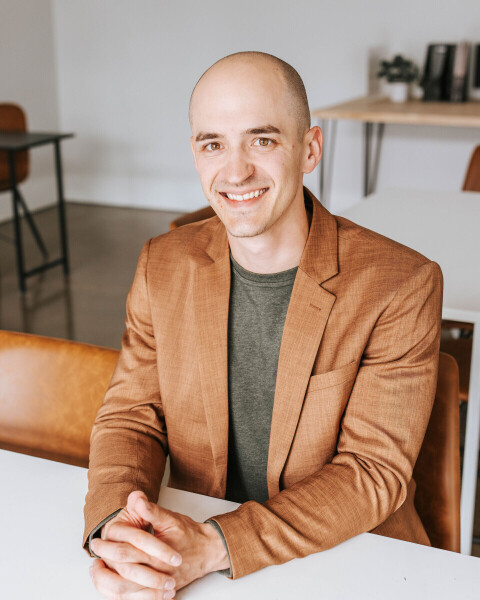 Tyler Tischendorf Photo