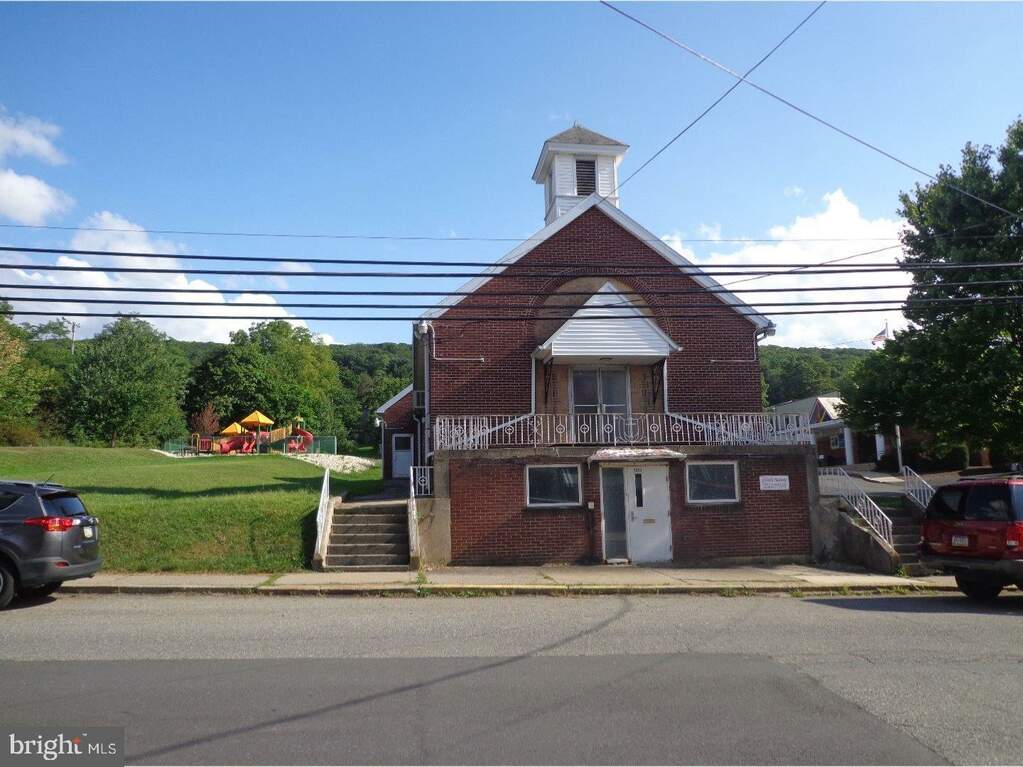 2051 W Norwegian Street, Pottsville, PA 17901 MLS 1001414851 RLAH properties