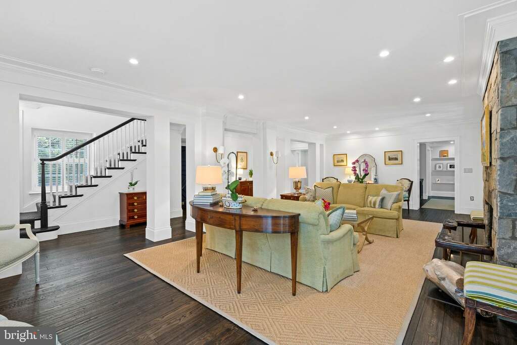 2601 Foxhall Road Nw, Washington, DC 20007 MLS DCDC2125754 RLAH