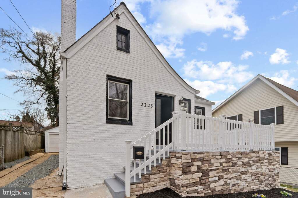 2225 Shepherd Street Ne, Washington, DC 20018 MLS DCDC2130668 RLAH properties