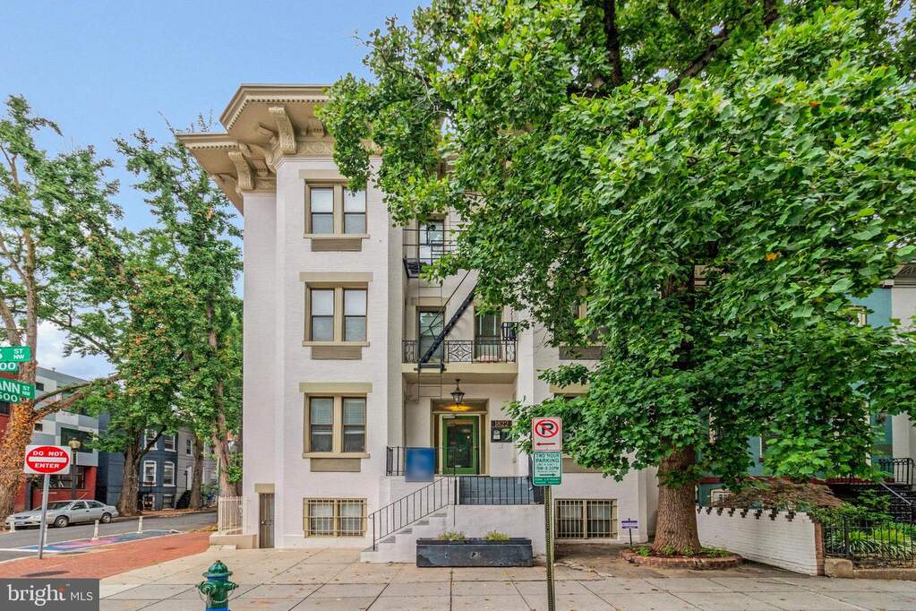 1822 Nw 15th Street #202