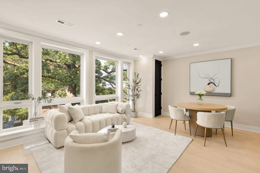 2305 Nicholson Se #202, Washington, DC 20020 - More
