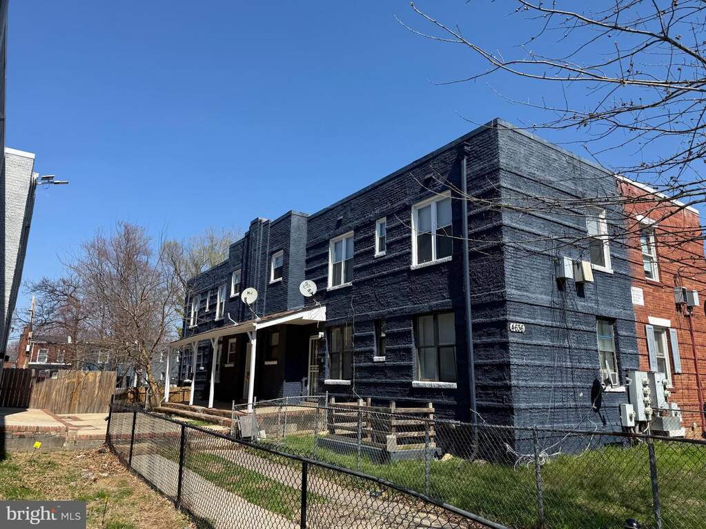 4636 Hillside Road Se, Washington, DC 20019, Washington