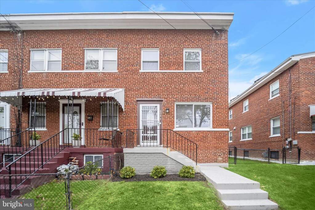 604 Galveston Place Se, Washington, DC 20032, Washington