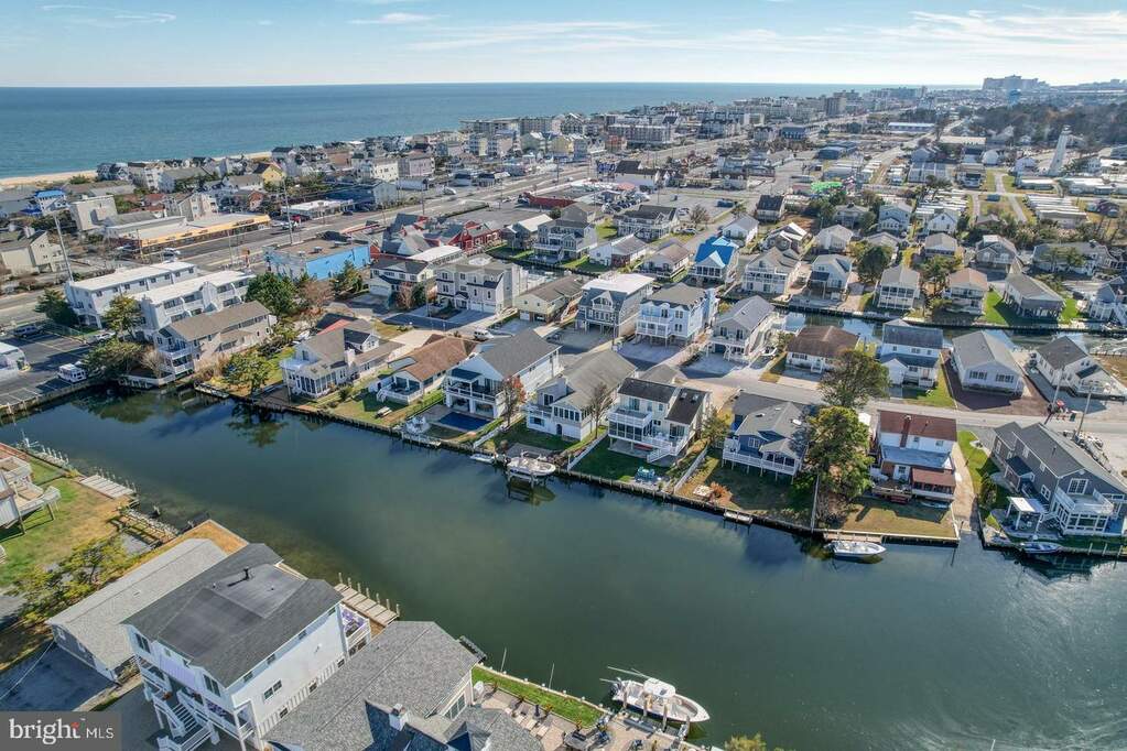 11 Oyster Bay Drive, Fenwick Island, DE 19944 MLS DESU2052402 RLAH