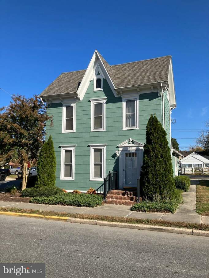 217 S Race Street, DE 19947 MLS DESU2054326 RLAH