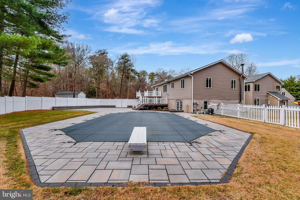7715 Paradise Beach Road, Pasadena, MD 21122 - View 5