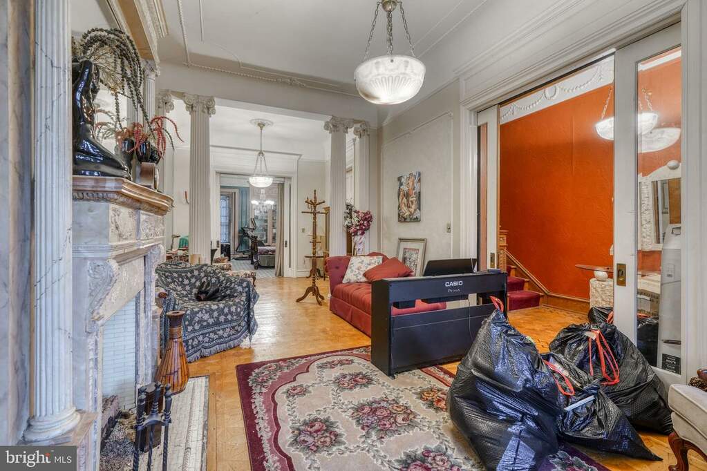 2406 Eutaw Place, Baltimore, MD 21217 MLS MDBA2119186 RLAH properties