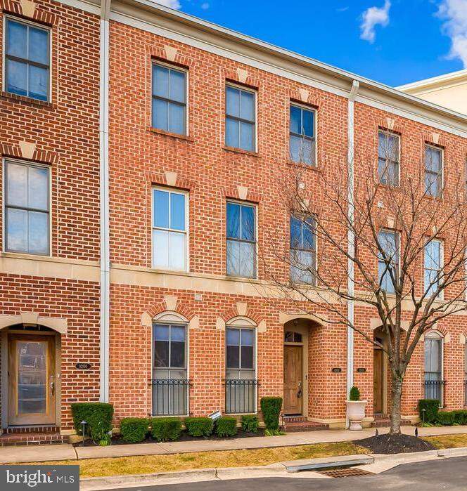 1203 Dockside Circle