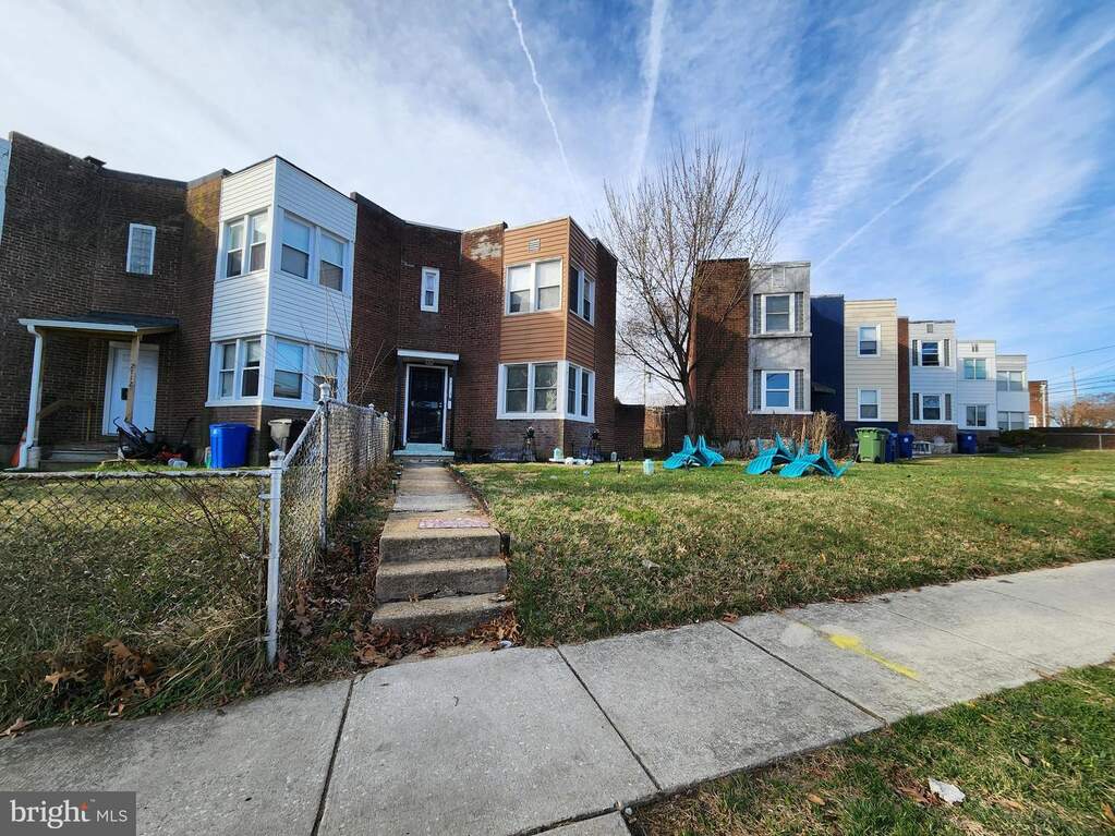 2710 Woodview Road, Baltimore, MD 21225 - View 2