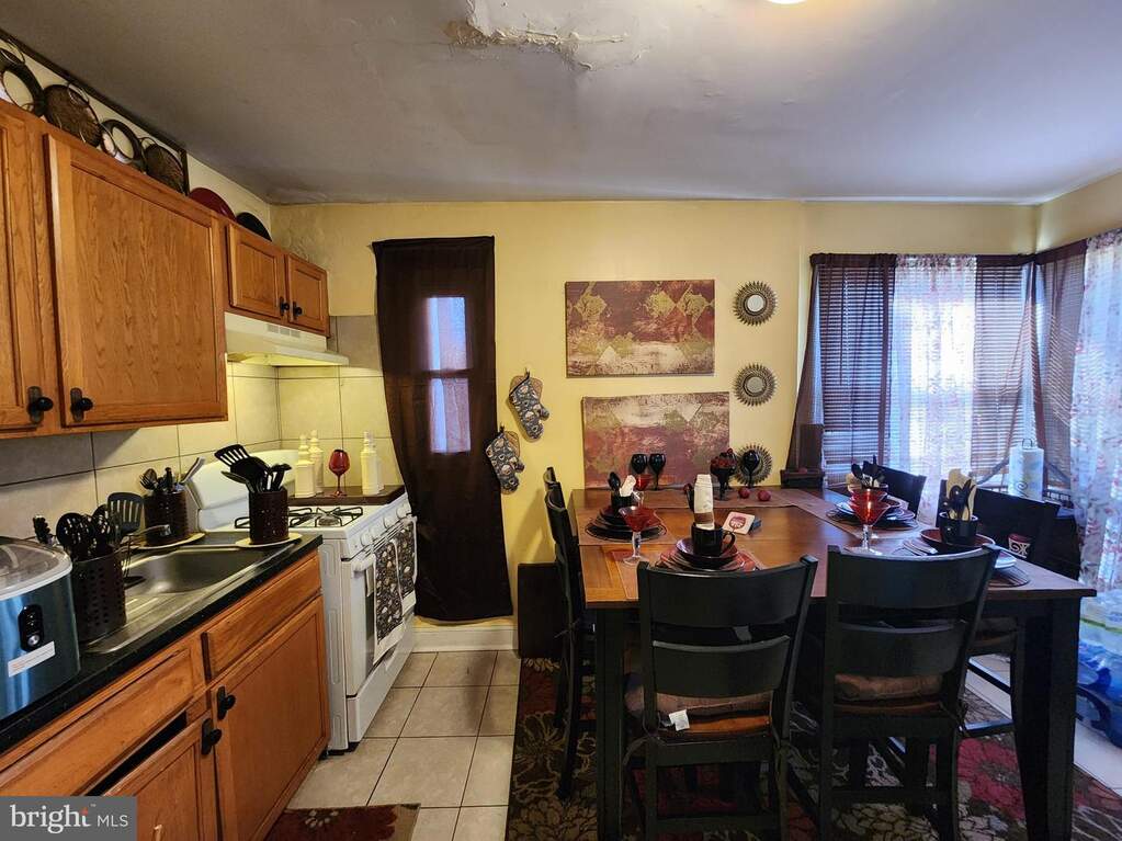 2710 Woodview Road, Baltimore, MD 21225 - View 6