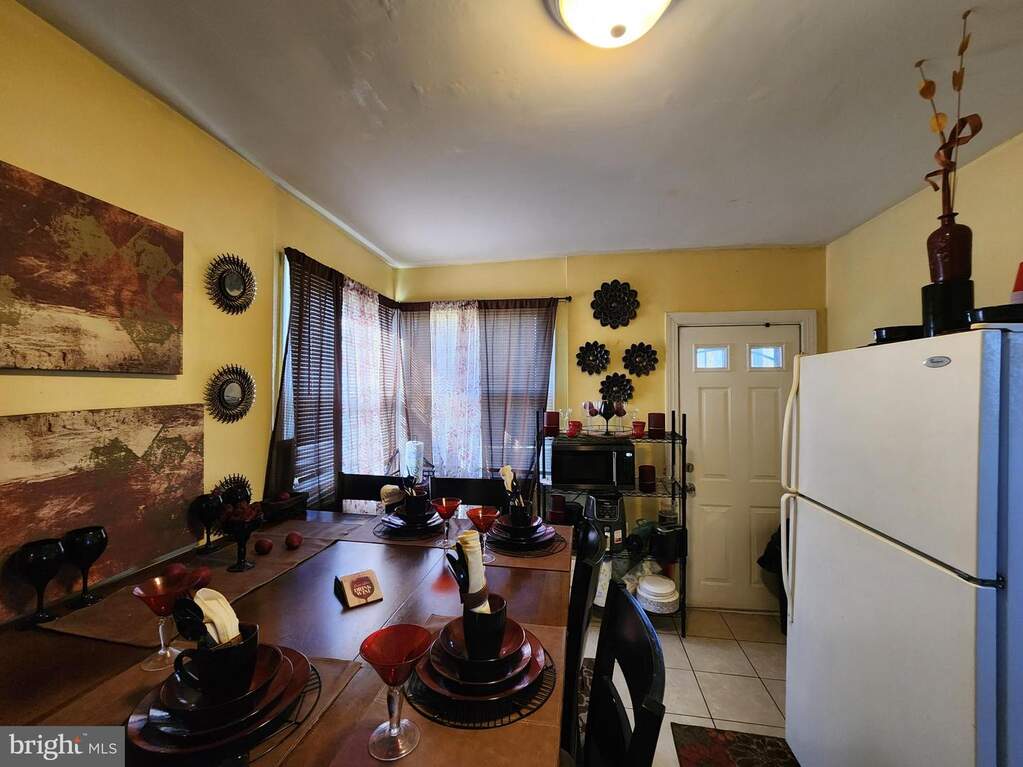 2710 Woodview Road, Baltimore, MD 21225 - More
