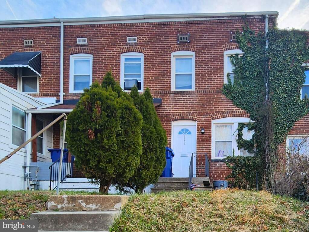 2723 Round Road, Baltimore, MD 21225, Baltimore