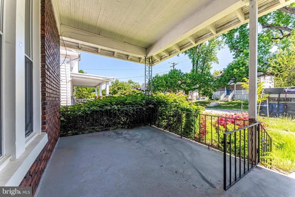1008 Walnut Avenue, Baltimore, MD 21229 - View 2