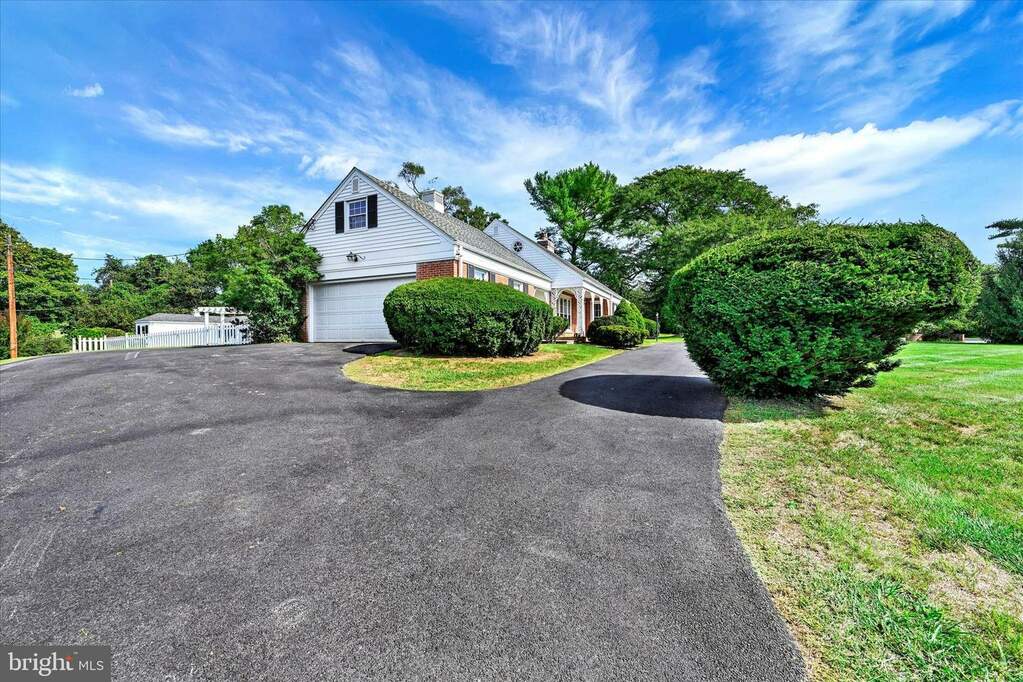 2200 Dulaney Valley Road, Lutherville Timonium, MD 21093 MLS