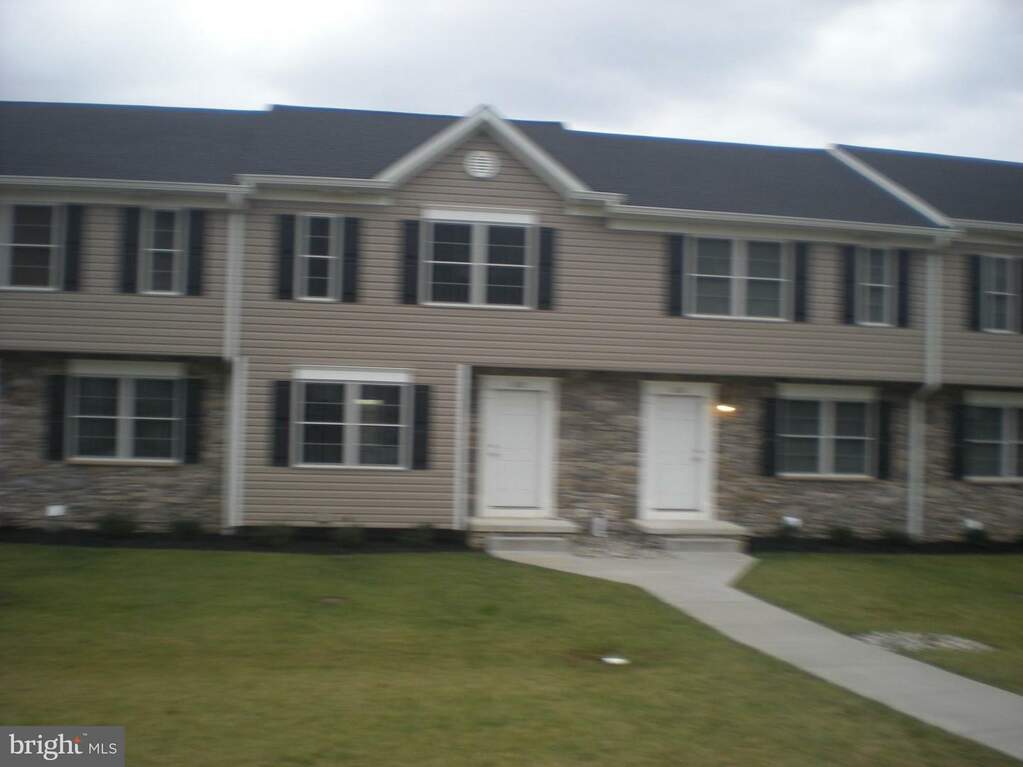 6300 Avenue D, Eldersburg, MD 21784 MLS MDCR2010898 RLAH