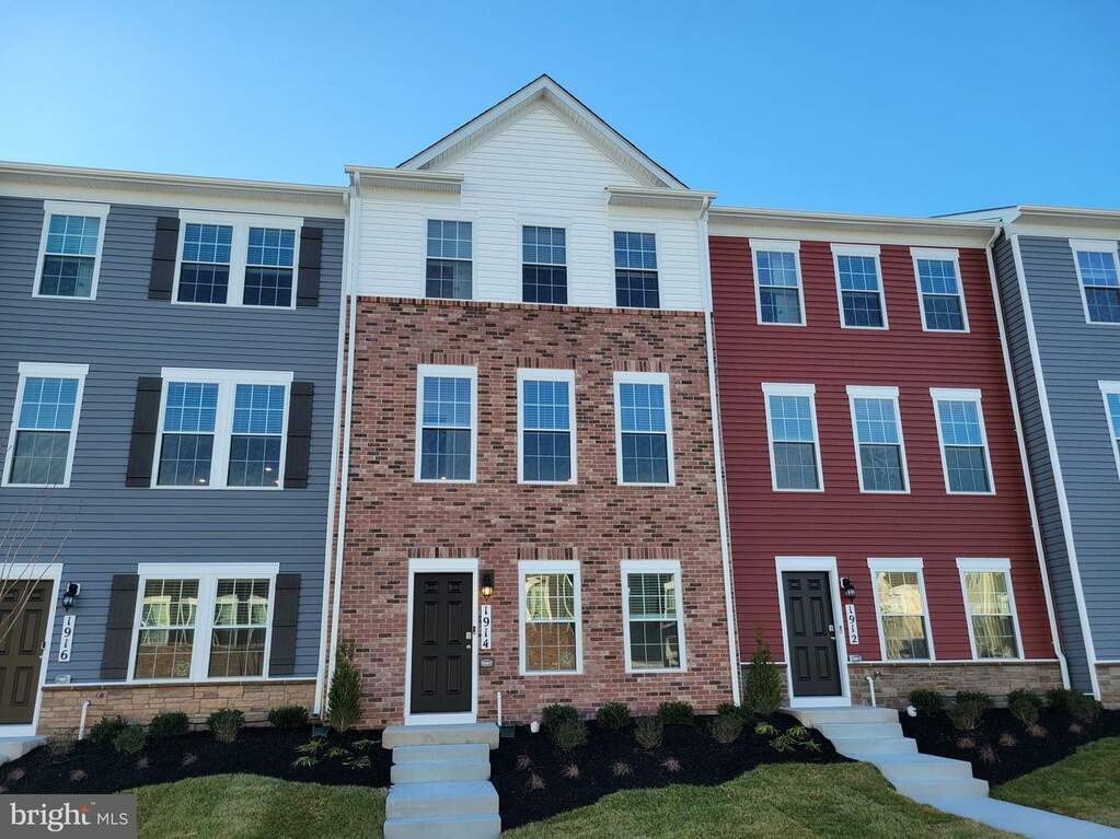 1914 Fauna Drive, Frederick, MD 21702 MLS MDFR2043116 RLAH properties