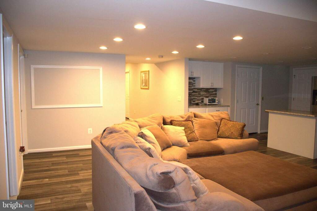 14840 Triadelphia Road, Glenelg, MD 21737 MLS MDHW2035106 RLAH