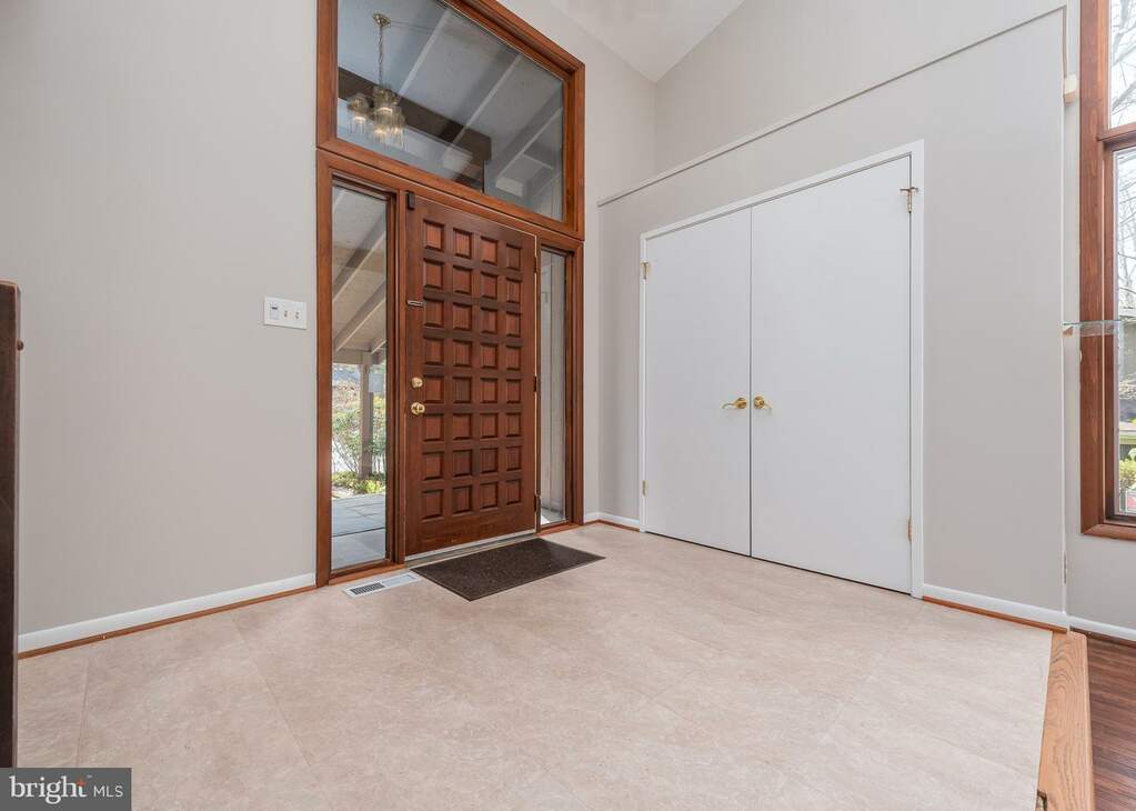 11166 Wood Elves Way, Columbia, MD 21044 MLS MDHW2037202 RLAH properties