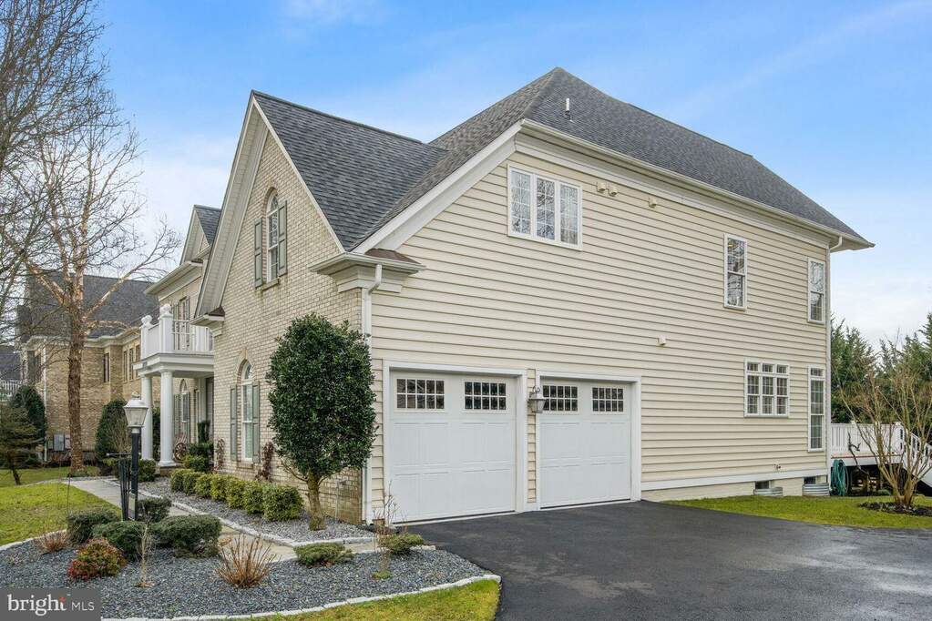 17610 Auburn Village Drive, Sandy Spring, MD 20860 MLS MDMC2119756