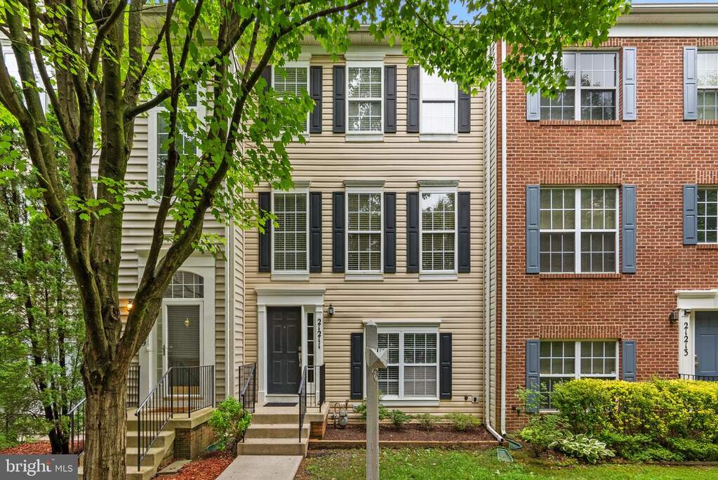 21211 Delevan Way #145