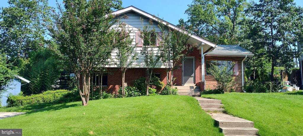 11313 College View Drive