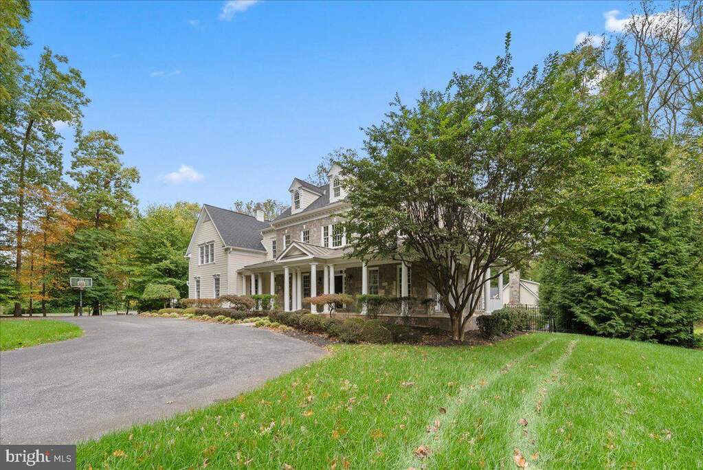 9919 Logan Drive, Potomac, MD 20854