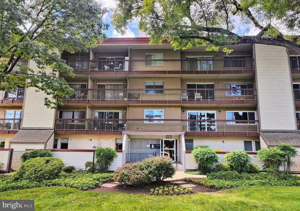 10300 Westlake Drive #S304