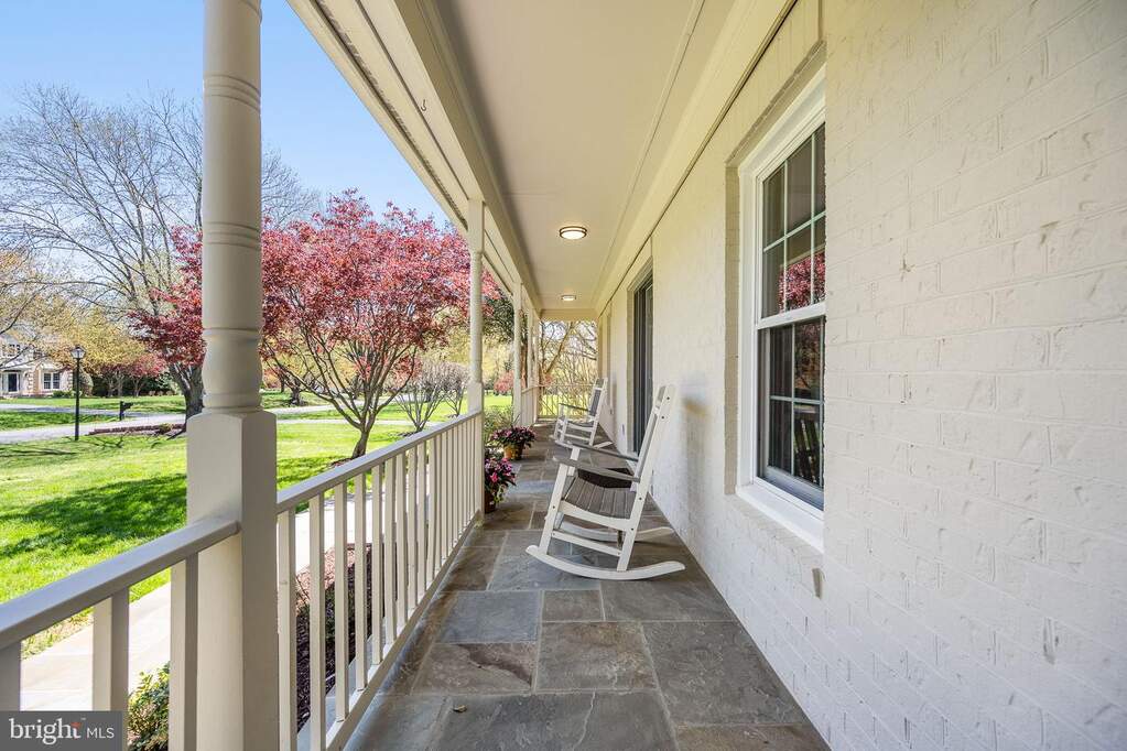20116 Sweet Meadow Lane, Gaithersburg, MD 20882 - View 4