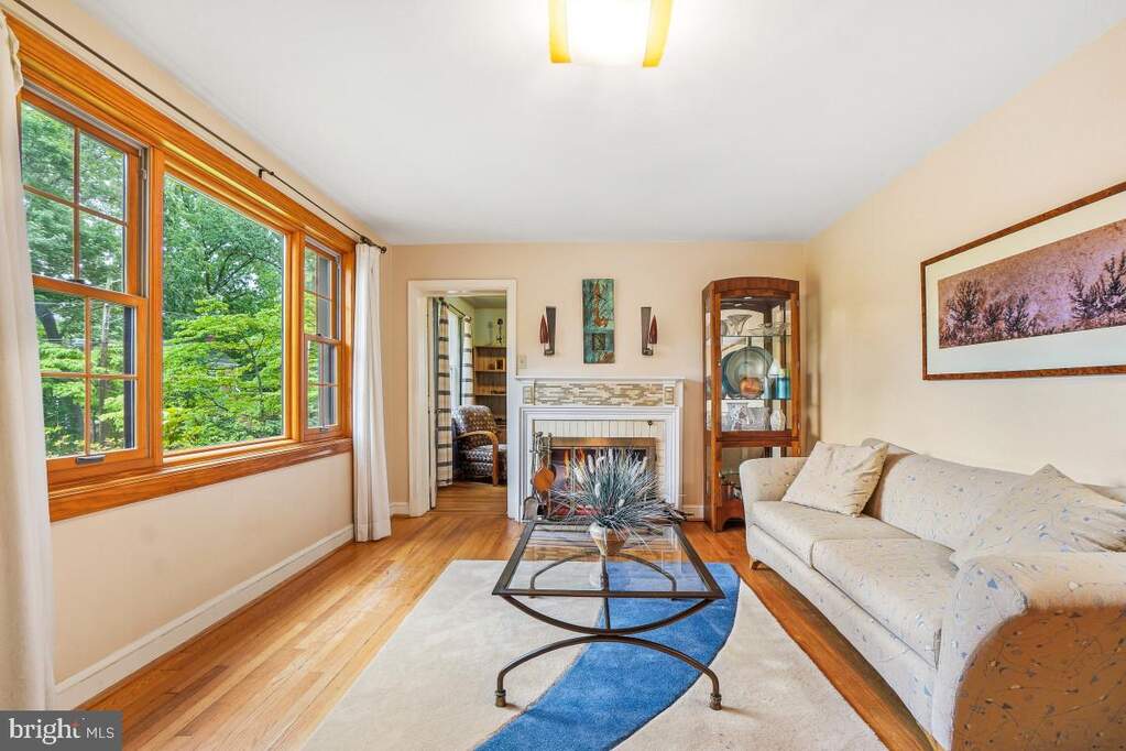 8318 Haddon Drive, Takoma Park, MD 20912 - View 2
