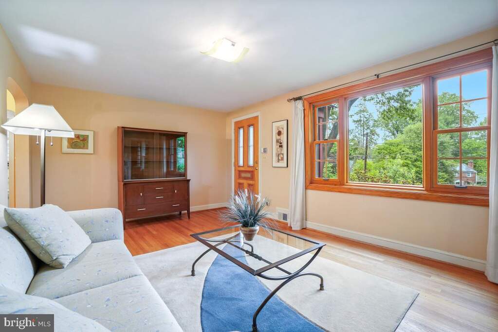 8318 Haddon Drive, Takoma Park, MD 20912 - View 4
