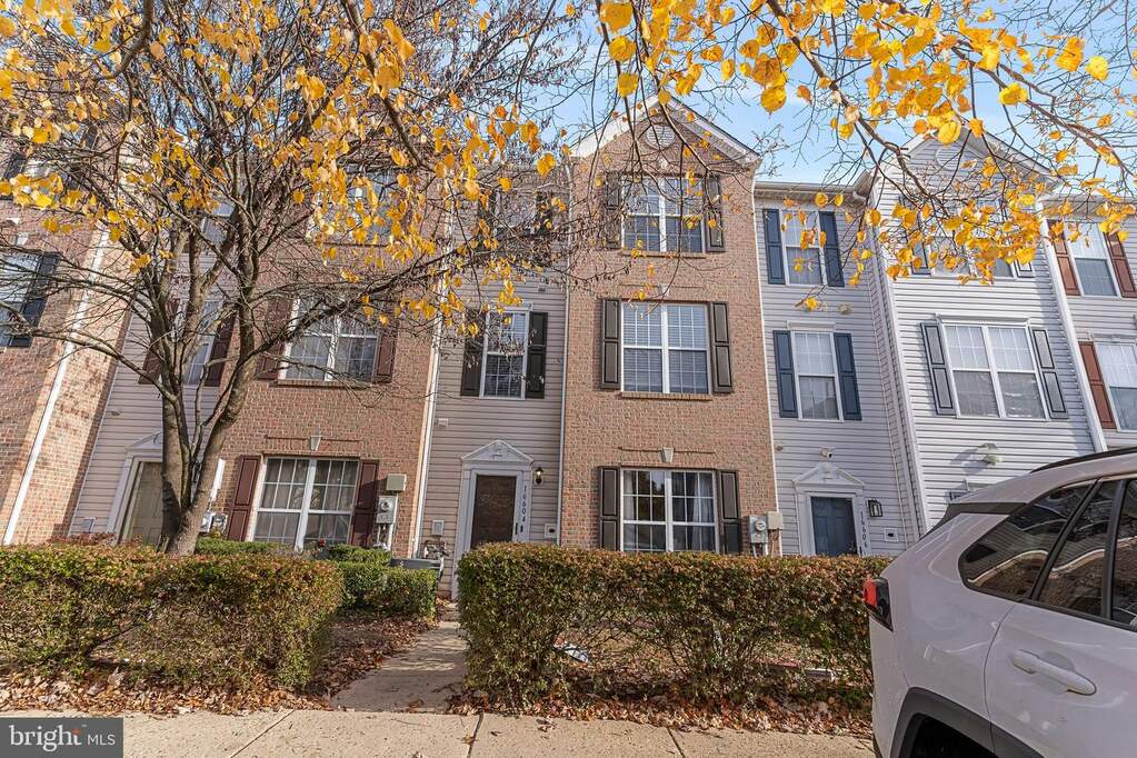 16604 Eldbridge Lane, Bowie, MD 20716 MLS MDPG2096688 RLAH properties