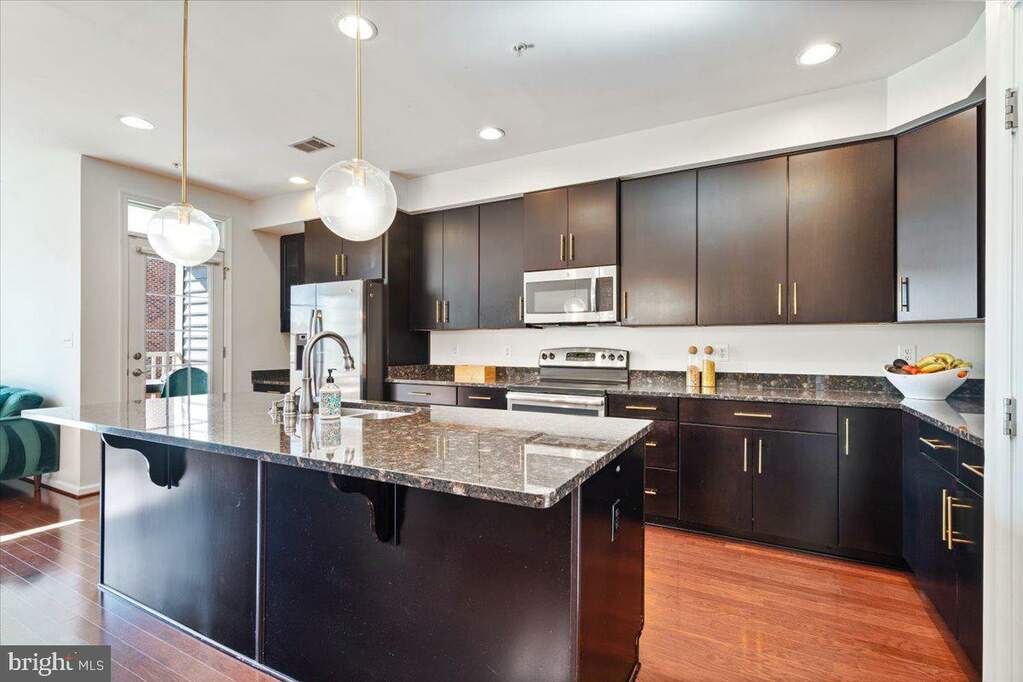 5311 S Center Drive 304F, Greenbelt, MD 20770 MLS MDPG2096718