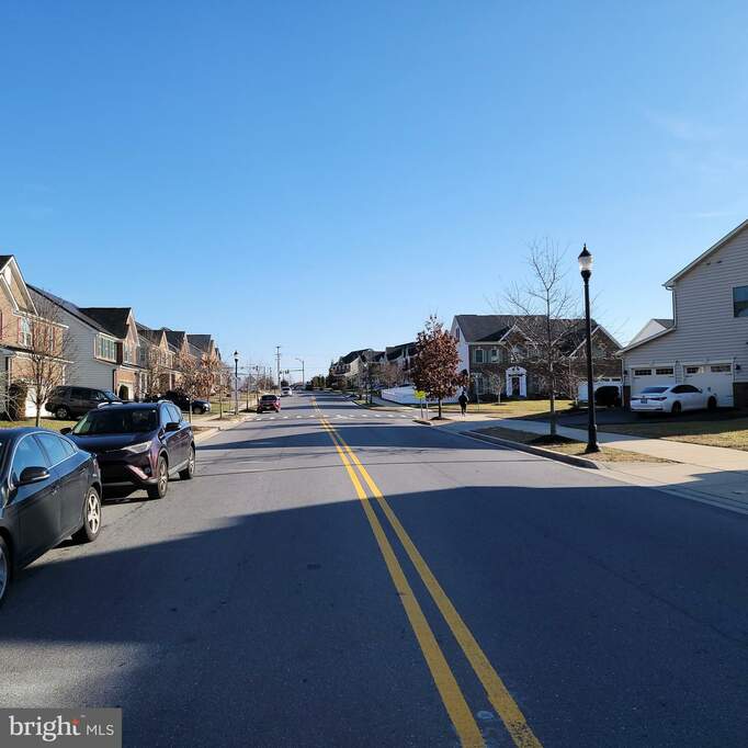 14217 Bentley Park Drive, Laurel, MD 20707 MLS MDPG2100614 RLAH