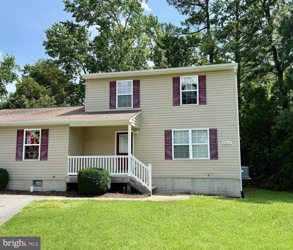 45215 Blue Water Lane #B