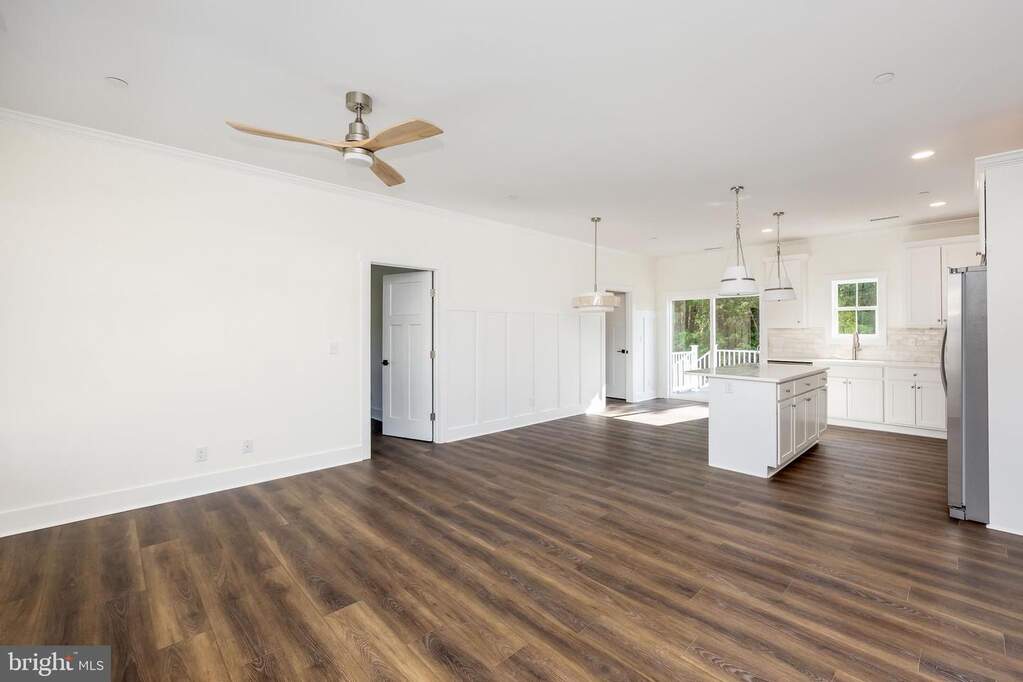 129 Holly Hill Court, Fruitland, MD 21826 - More