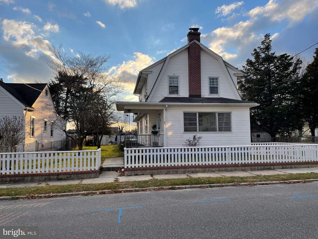 27 Tremont Avenue, Pleasantville, NJ 08232 MLS NJAC2010668 RLAH