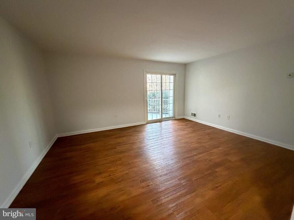 16 Iroquois Drive, Absecon, NJ 08205 - View 4