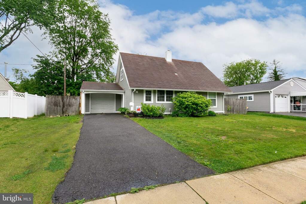 68 Shawmont Lane, Willingboro, NJ 08046, Willingboro
